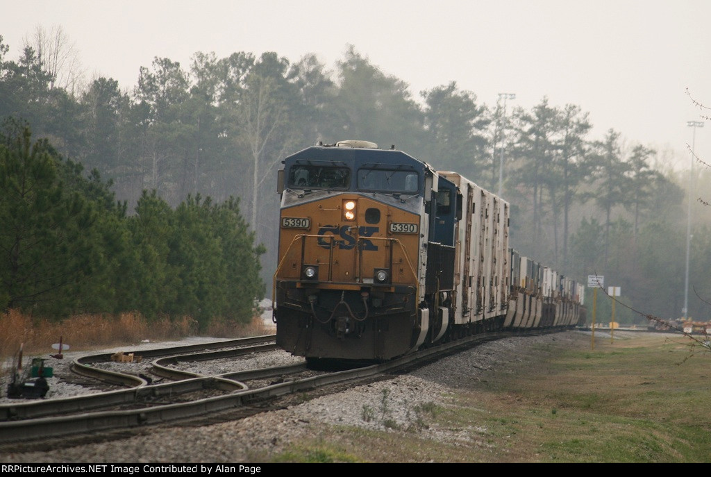 CSX 5390 ready to go